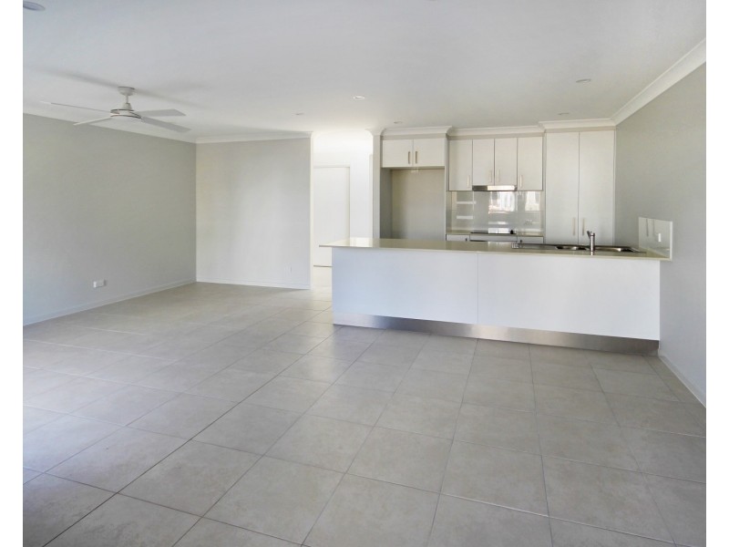 154 Sunshine Cove Way, Maroochydore QLD 4558