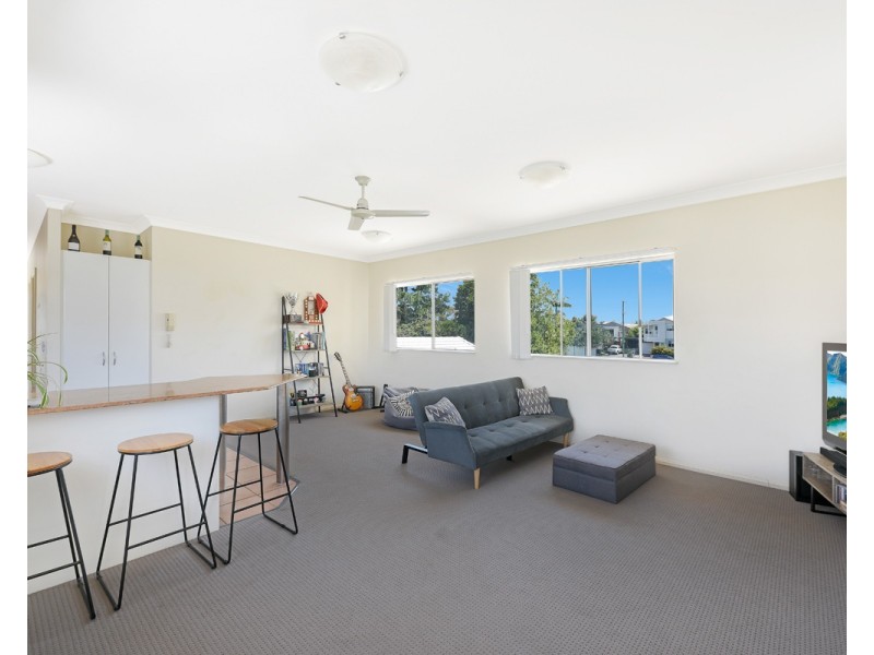 5/137 Bradman Ave, Maroochydore QLD 4558