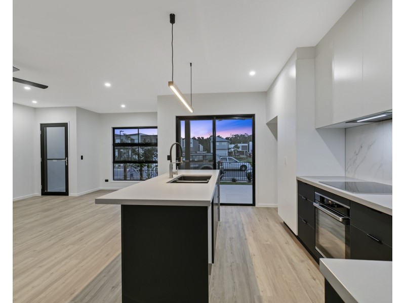 101 Bedarra Circuit, Maroochydore QLD 4558