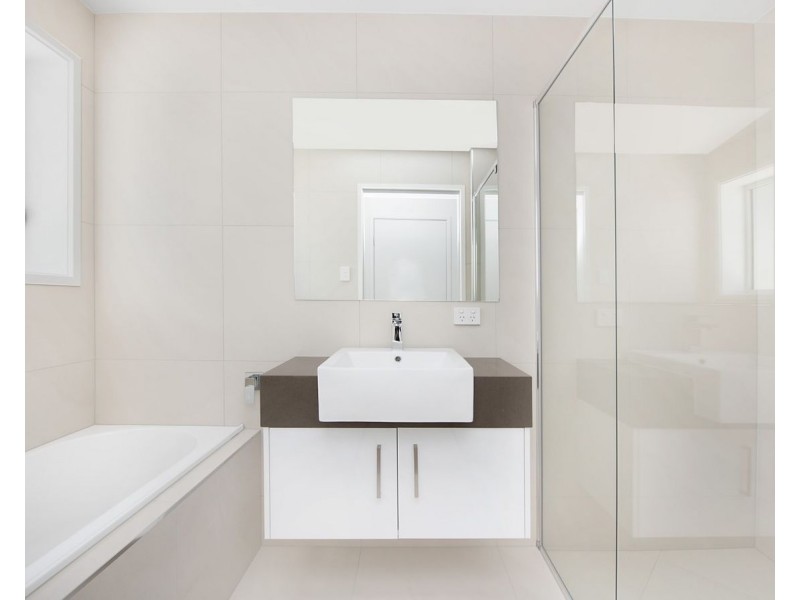 1/3 Burdekin Place, Pelican Waters QLD 4551