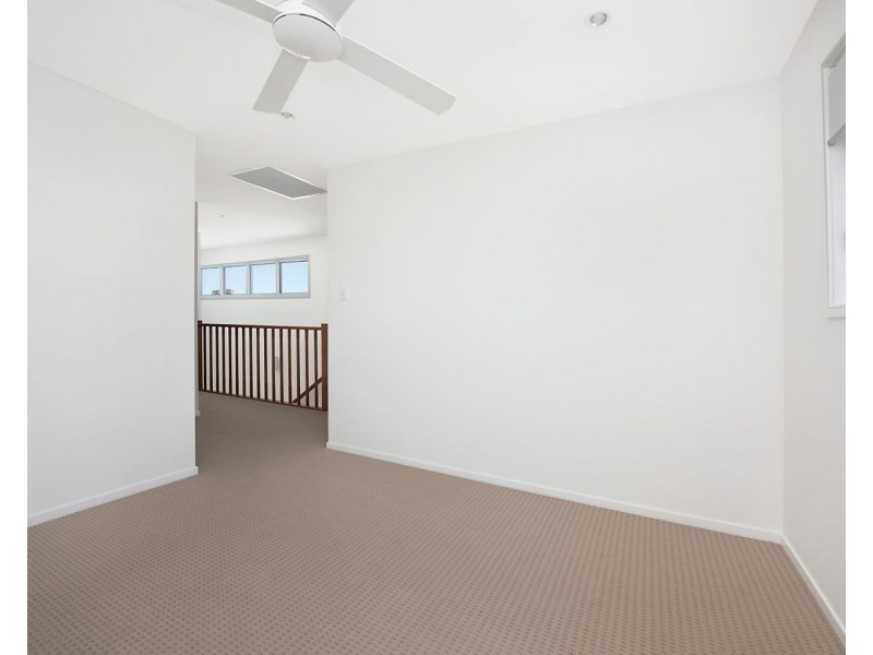 1/3 Burdekin Place, Pelican Waters QLD 4551