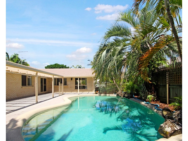 8 Hazeltine Court, Maroochydore QLD 4558