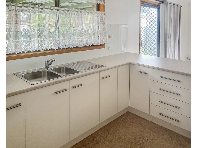 1/2 Katoa Street, Buddina QLD 4575