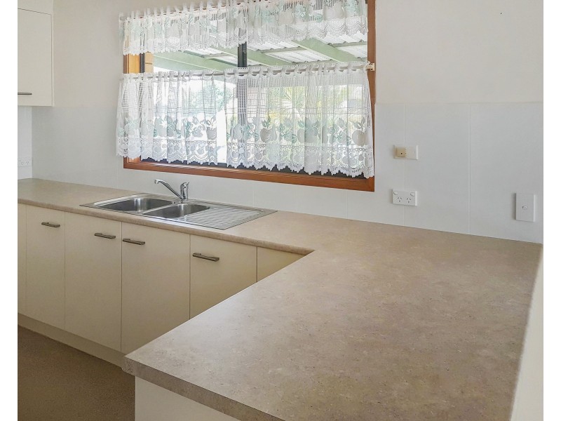 1/2 Katoa Street, Buddina QLD 4575