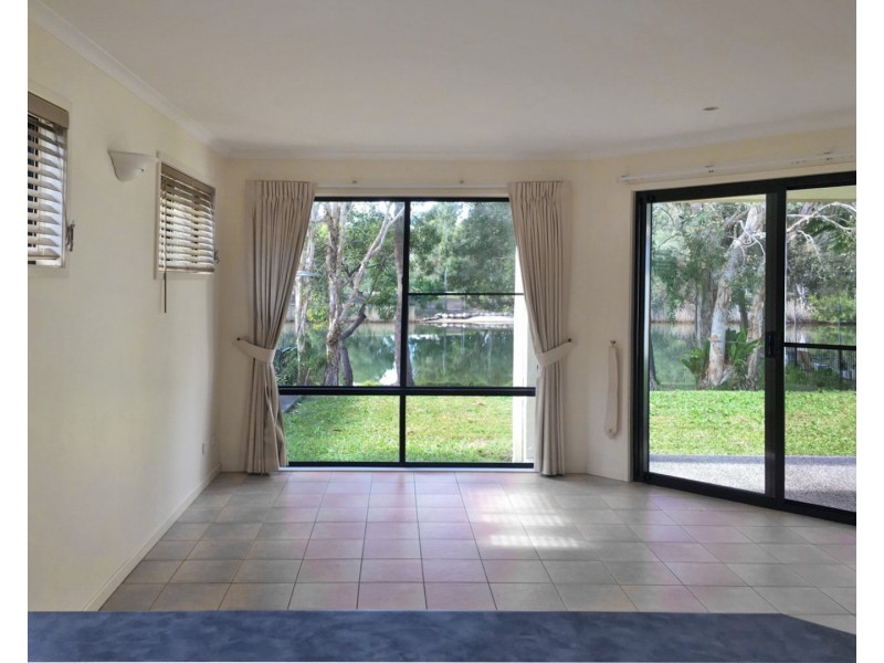 16 Waterlilly Place, Twin Waters QLD 4564