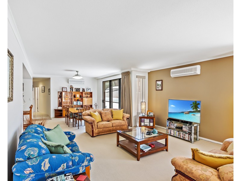 1/71-73 Duporth Avenue, Maroochydore QLD 4558