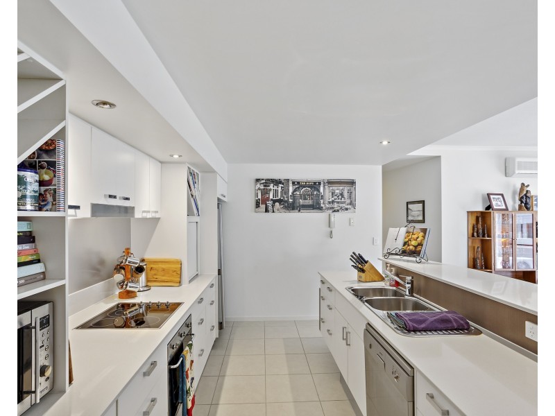 1/71-73 Duporth Avenue, Maroochydore QLD 4558