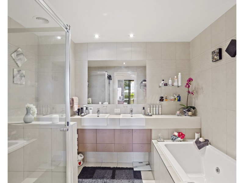 1/71-73 Duporth Avenue, Maroochydore QLD 4558