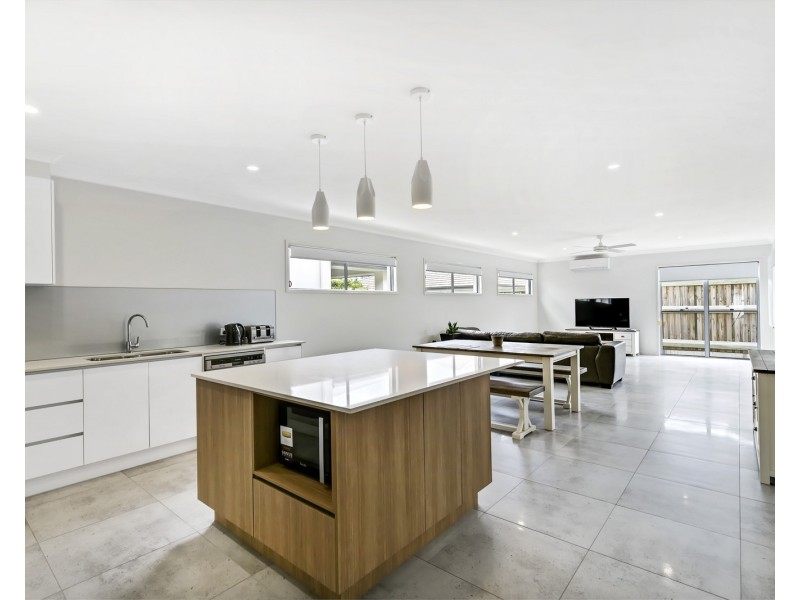 55  Prime Parade, Birtinya QLD 4575