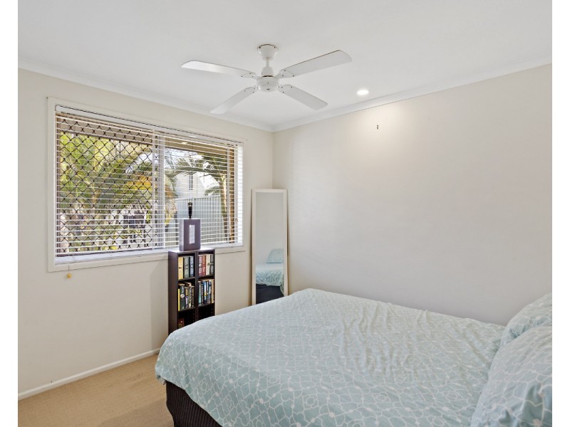 2/30 Jarnahill Drive, Mount Coolum QLD 4573
