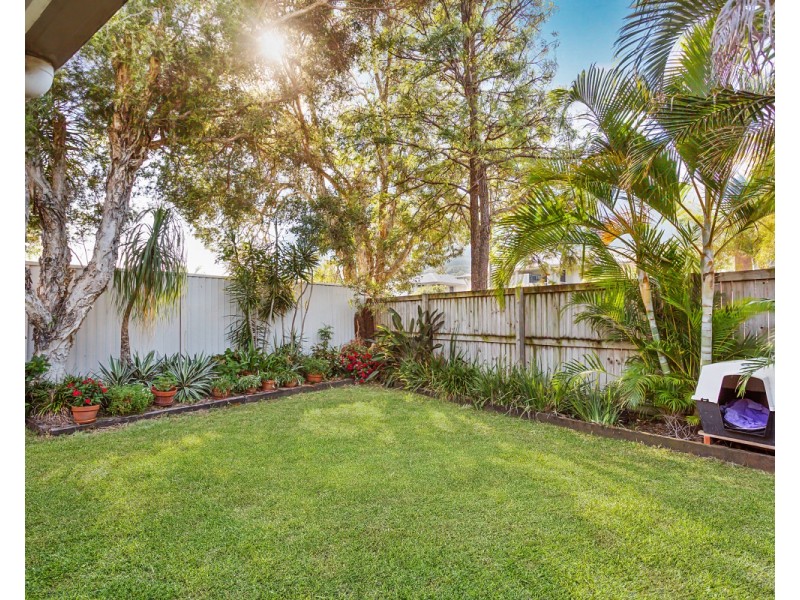 2/30 Jarnahill Drive, Mount Coolum QLD 4573