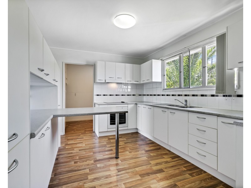22 Blackall Range Road, Woombye QLD 4559