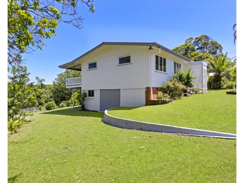 22 Blackall Range Road, Woombye QLD 4559