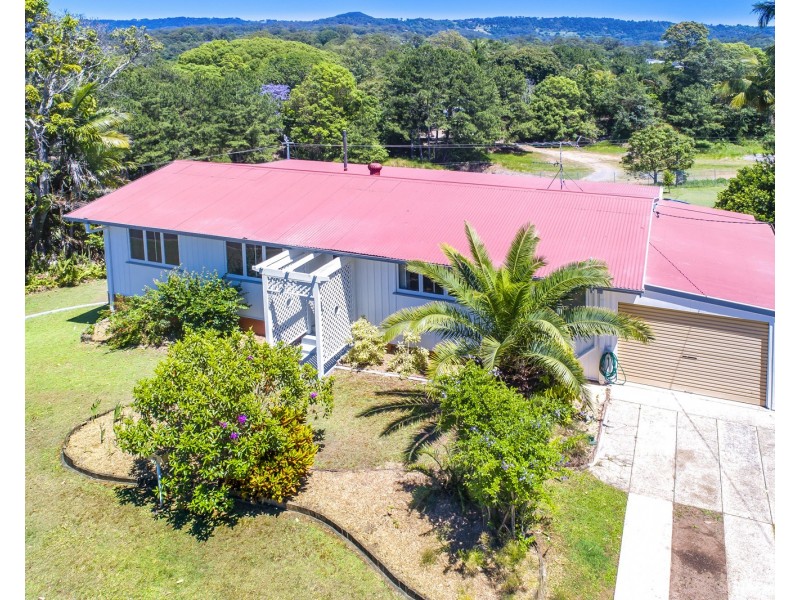 22 Blackall Range Road, Woombye QLD 4559