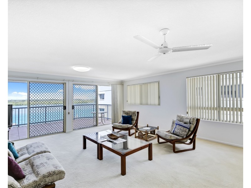 13/136 Duporth Avenue, Maroochydore QLD 4558