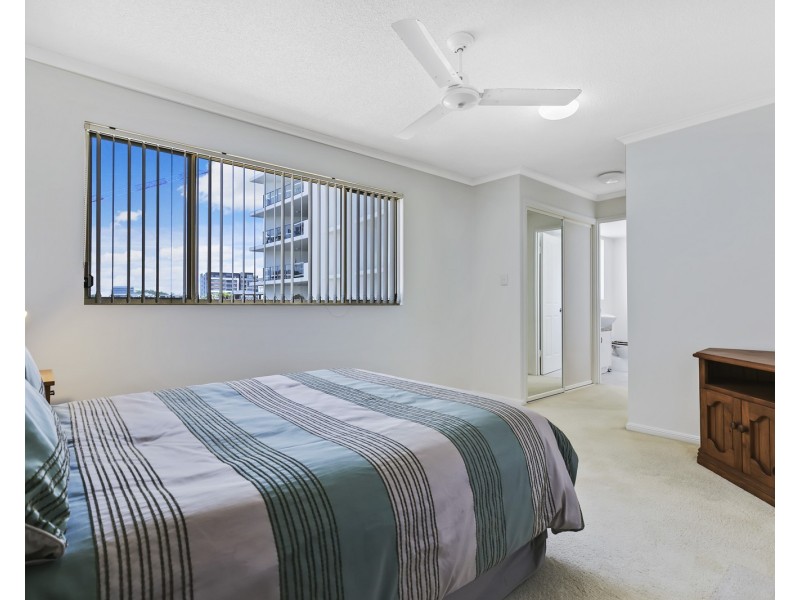 13/136 Duporth Avenue, Maroochydore QLD 4558