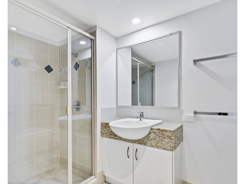 13/136 Duporth Avenue, Maroochydore QLD 4558