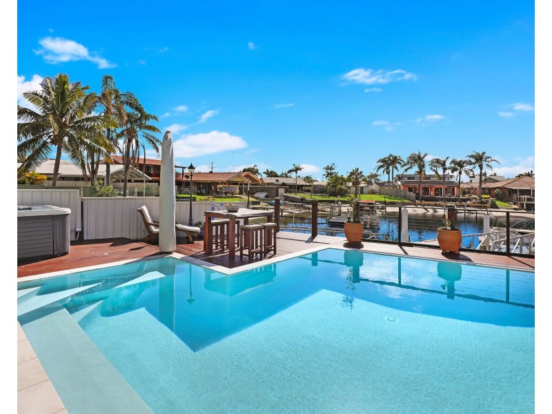 2 Myoora Court, Minyama QLD 4575