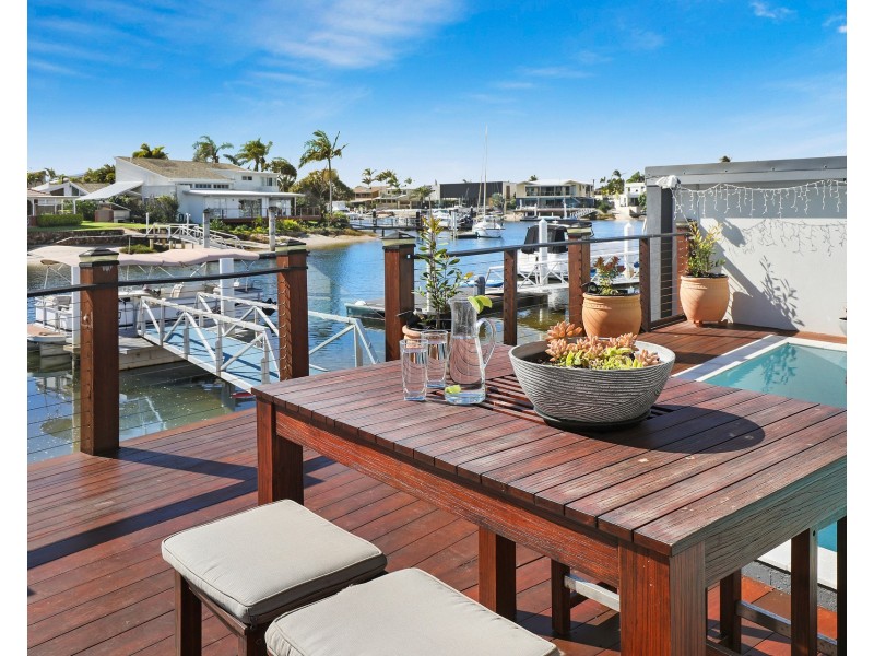 2 Myoora Court, Minyama QLD 4575