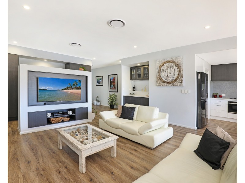 2 Myoora Court, Minyama QLD 4575