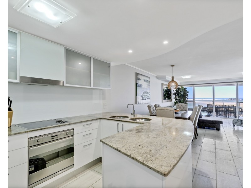 304/36-38 Duporth Avenue, Maroochydore QLD 4558