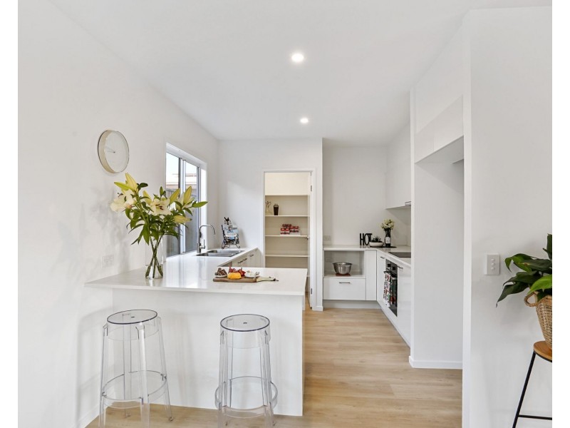 1 and 2/28 Sunray Avenue, Palmview QLD 4553