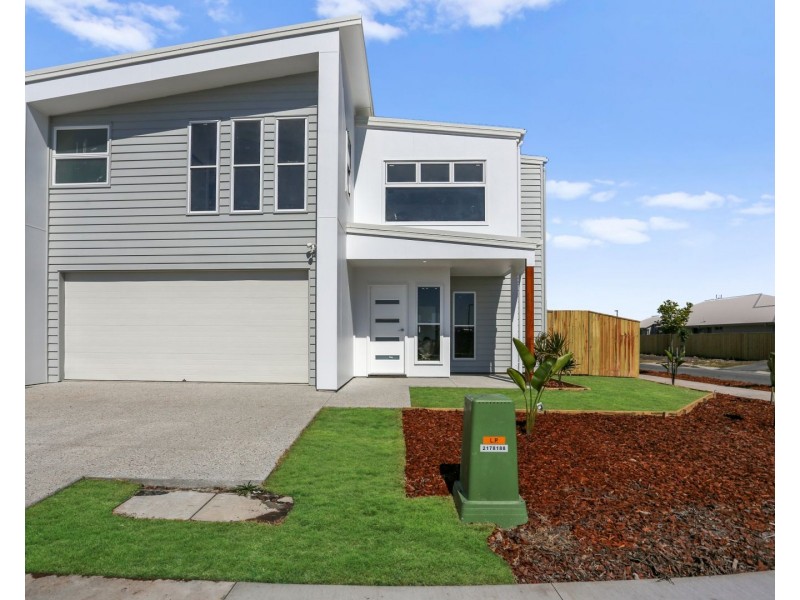 1 and 2/28 Sunray Avenue, Palmview QLD 4553