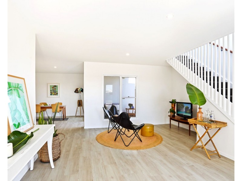 1 and 2/28 Sunray Avenue, Palmview QLD 4553