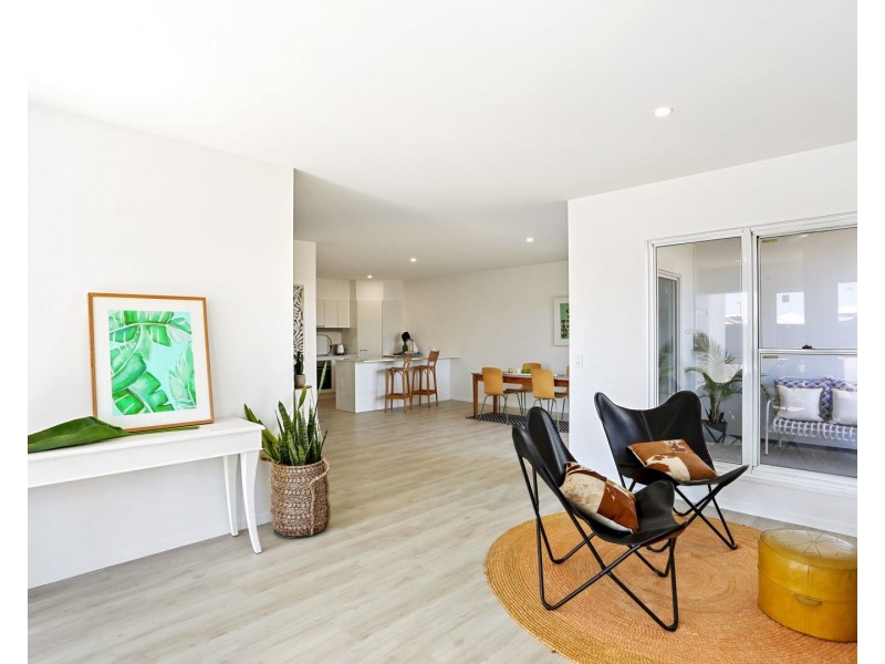 1 and 2/28 Sunray Avenue, Palmview QLD 4553