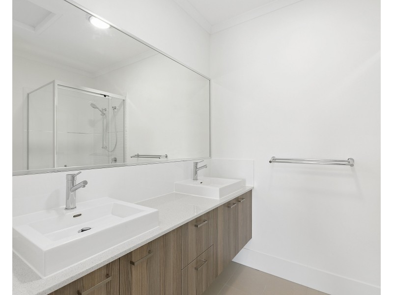 10a/2a Regatta Boulevard, Birtinya QLD 4575