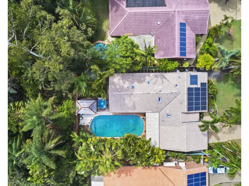 67 Poinsettia Avenue, Mooloolaba QLD 4557