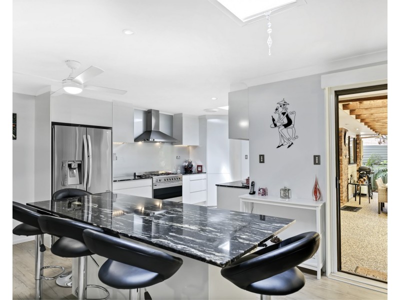 67 Poinsettia Avenue, Mooloolaba QLD 4557