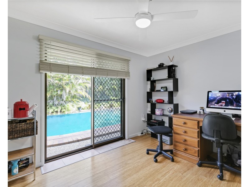 67 Poinsettia Avenue, Mooloolaba QLD 4557