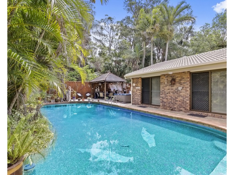 67 Poinsettia Avenue, Mooloolaba QLD 4557