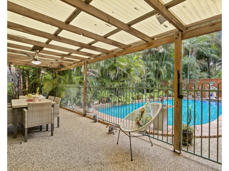 67 Poinsettia Avenue, Mooloolaba QLD 4557