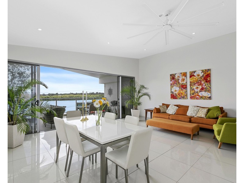 6/299-301 Bradman Avenue, Maroochydore QLD 4558