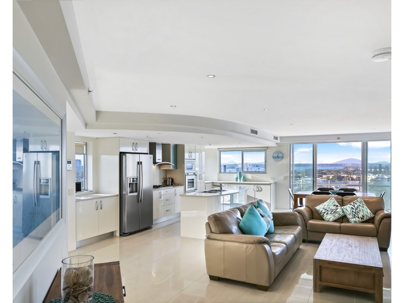 32/62-66 Sixth Avenue, Maroochydore QLD 4558