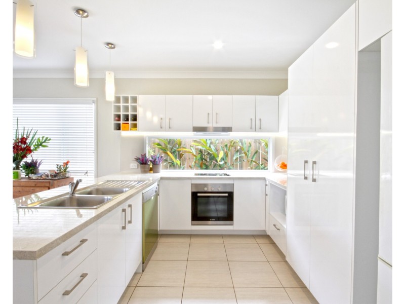 11 Promontory Street, Birtinya QLD 4575