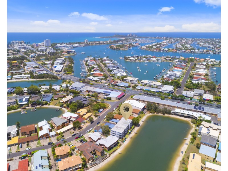 6/11-13  Pangarinda Place, Mooloolaba QLD 4557