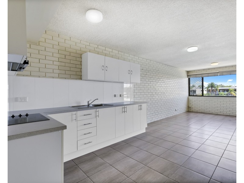 6/11-13  Pangarinda Place, Mooloolaba QLD 4557