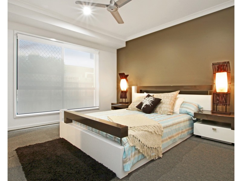 10 Sweep Court, Birtinya QLD 4575