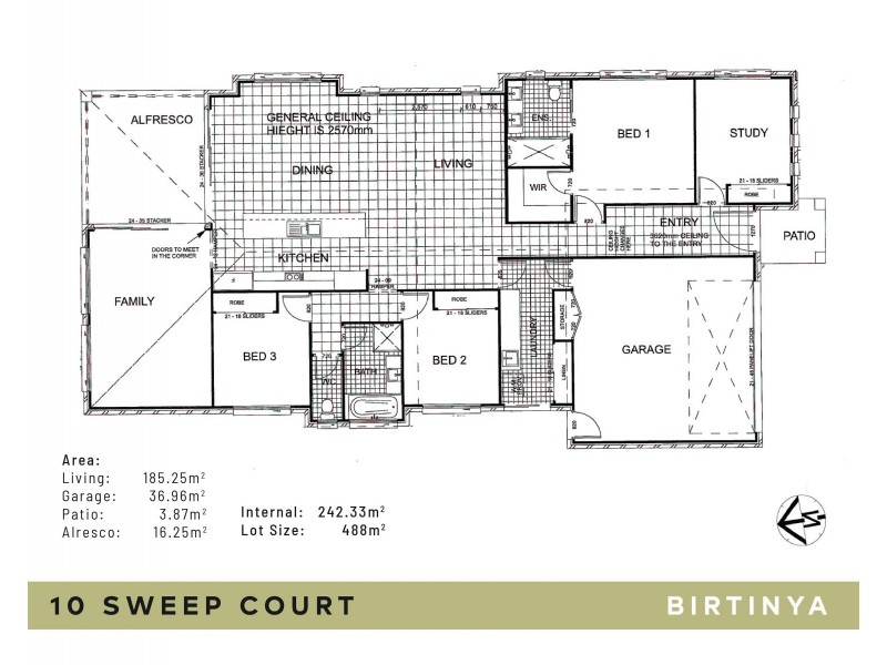 10 Sweep Court, Birtinya QLD 4575 Floorplan