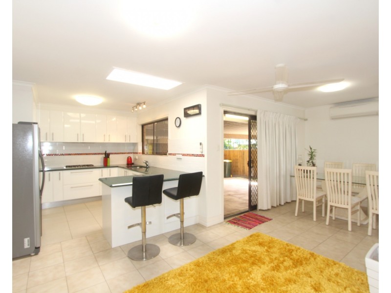 98 Wrigley Street, Maroochydore QLD 4558