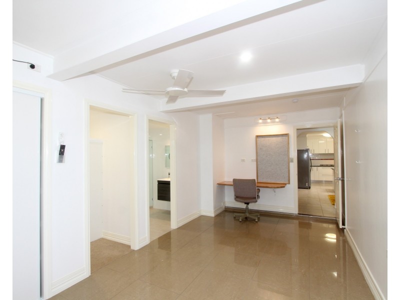98 Wrigley Street, Maroochydore QLD 4558