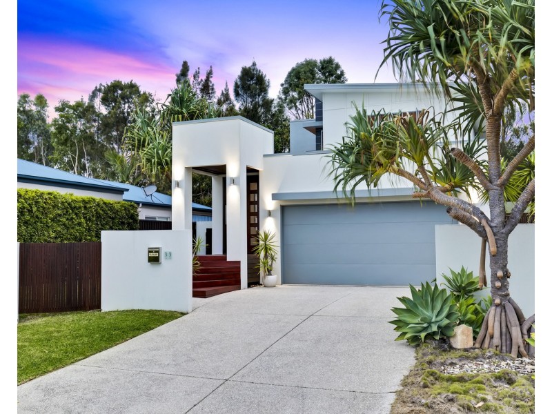 33 Myrtle Place, Mountain Creek QLD 4557
