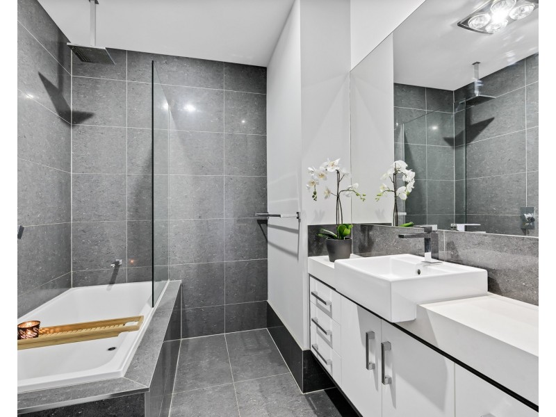 33 Myrtle Place, Mountain Creek QLD 4557