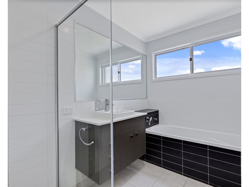 20 Reflection Crescent, Birtinya QLD 4575
