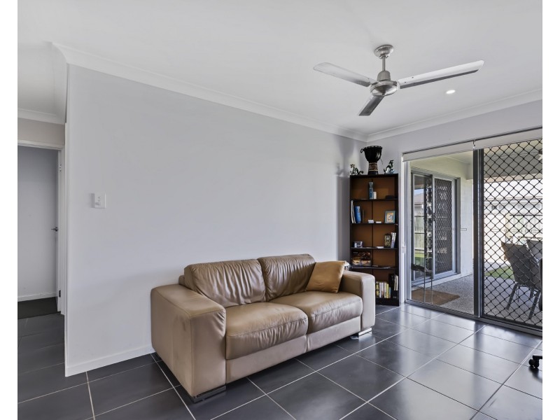 30 Coonoowrin Crescent, Mountain Creek QLD 4557