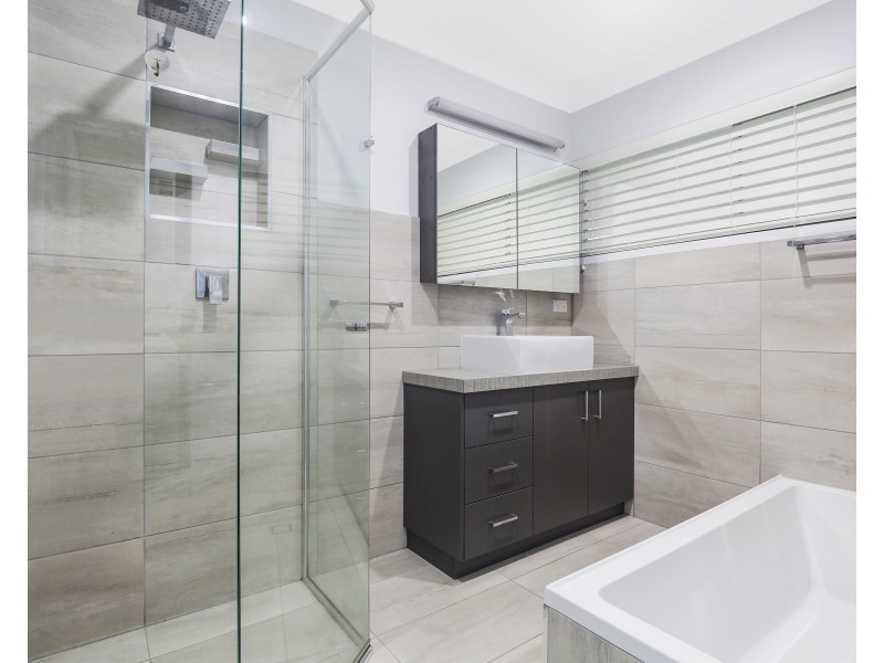 51 Hinley Avenue, Maroochydore QLD 4558