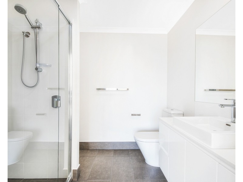 8/327 Bradman Avenue, Maroochydore QLD 4558